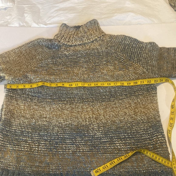 Oversized Prana turtleneck - Picture 4 of 9